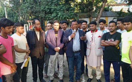 বগুড়ার খামারকান্দি সুপার কিং ক্লাবের উদ্যোগে ফুটবল ফাইনাল টুর্ণামেন্ট