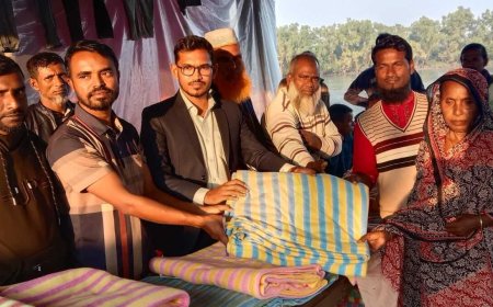 কয়রায় সুন্দরবন লায়ন্স ক্লাবের উদ্যোগে শীতবস্ত্র বিতরণ