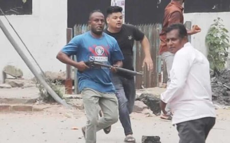 ছাত্র আন্দোলন দমাতে ১০ কোটি টাকা অনুদান ও অস্ত্র যোগান দেয় ফজলে করিম