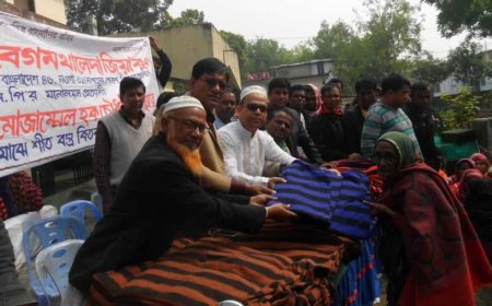 নওগাঁ-৪৬ (সাপাহার, পোরশা, নিয়ামতপুর) আসনে বিএনপি মনোনয়ন প্রত্যাশীর শীতবস্ত্র বিতরণ