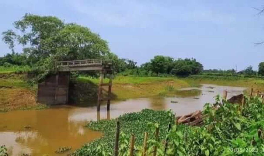 জগন্নাথপুরে নাইয়াদাঁড়া নদীর ওপর সেতু ৯ বছরেও নির্মাণ হয়নি