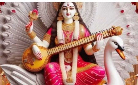 কয়রায় সরস্বতী পূজার আনন্দমুখর উদযাপন