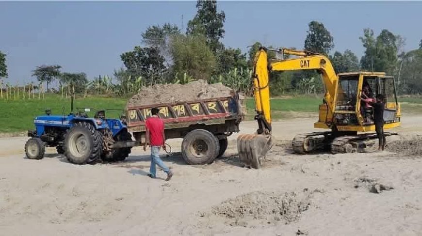 পাবনায় অবৈধ বালু উত্তোলনের মহোৎসব, প্রশাসনের নীরবতা